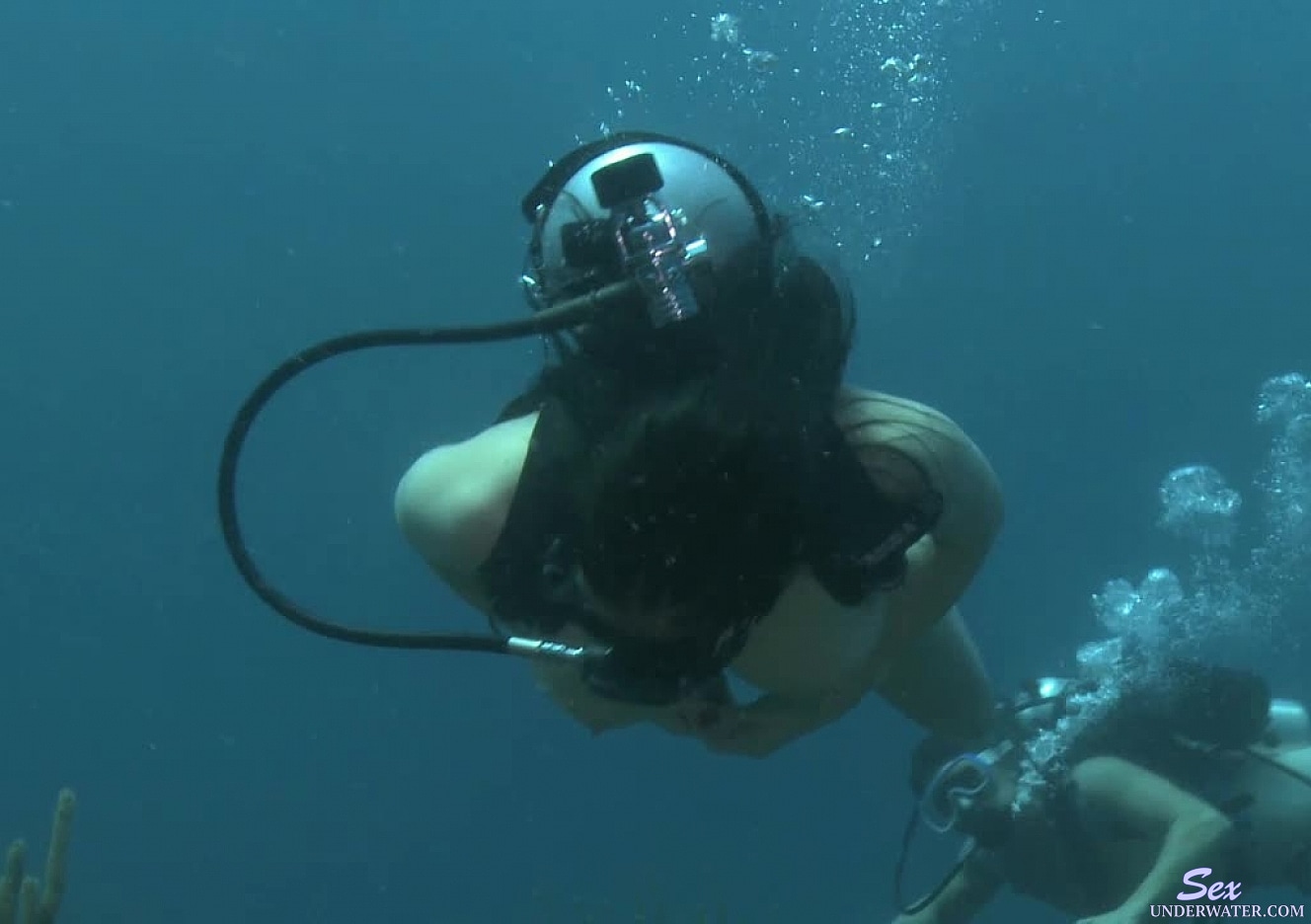 Daisy Duxxx Sex Underwater Tour