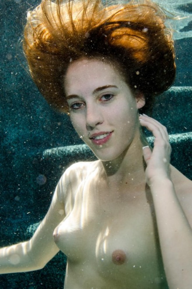 Cadence Lux - Sex Underwater Tour