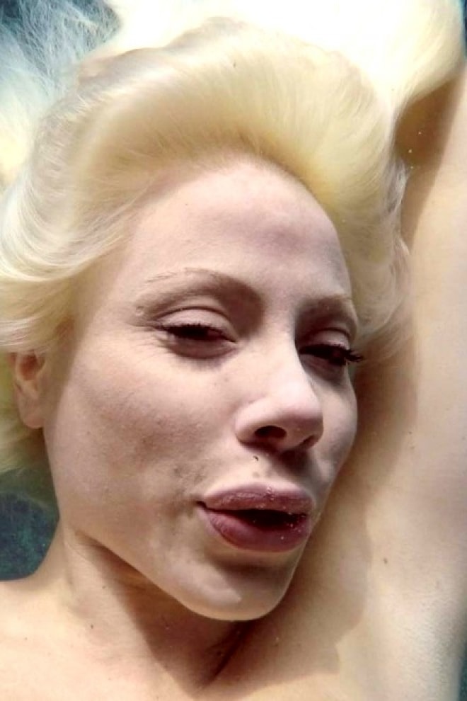 Dolce Vandela - Sex Underwater Tour