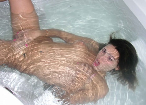 Megan Jones Underwater Bathtub Girls