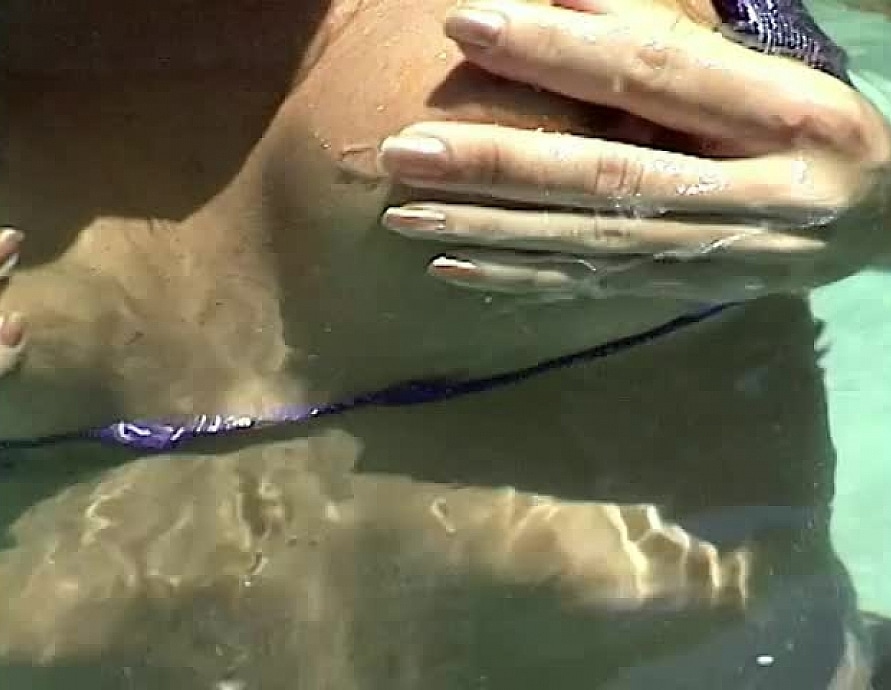 Toni & the Surfer Dude